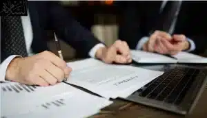 عقد توريد وتركيب أجهزة وبرامج كمبيوتر